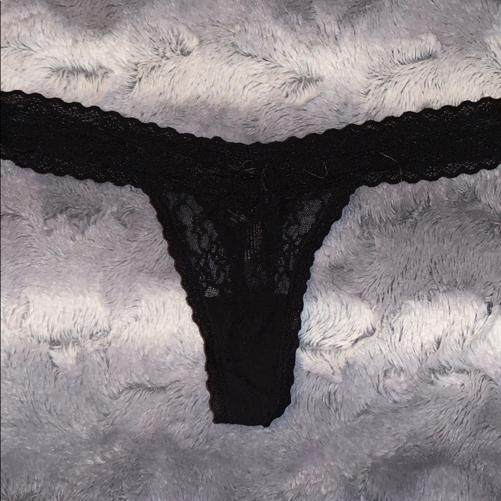 Victoria Secret Black lace thong S